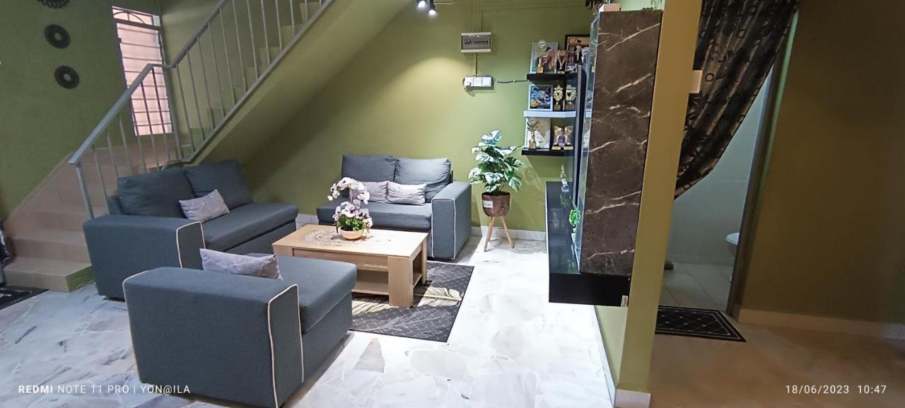 Homestay Rezeki Batu Gajah Exterior foto